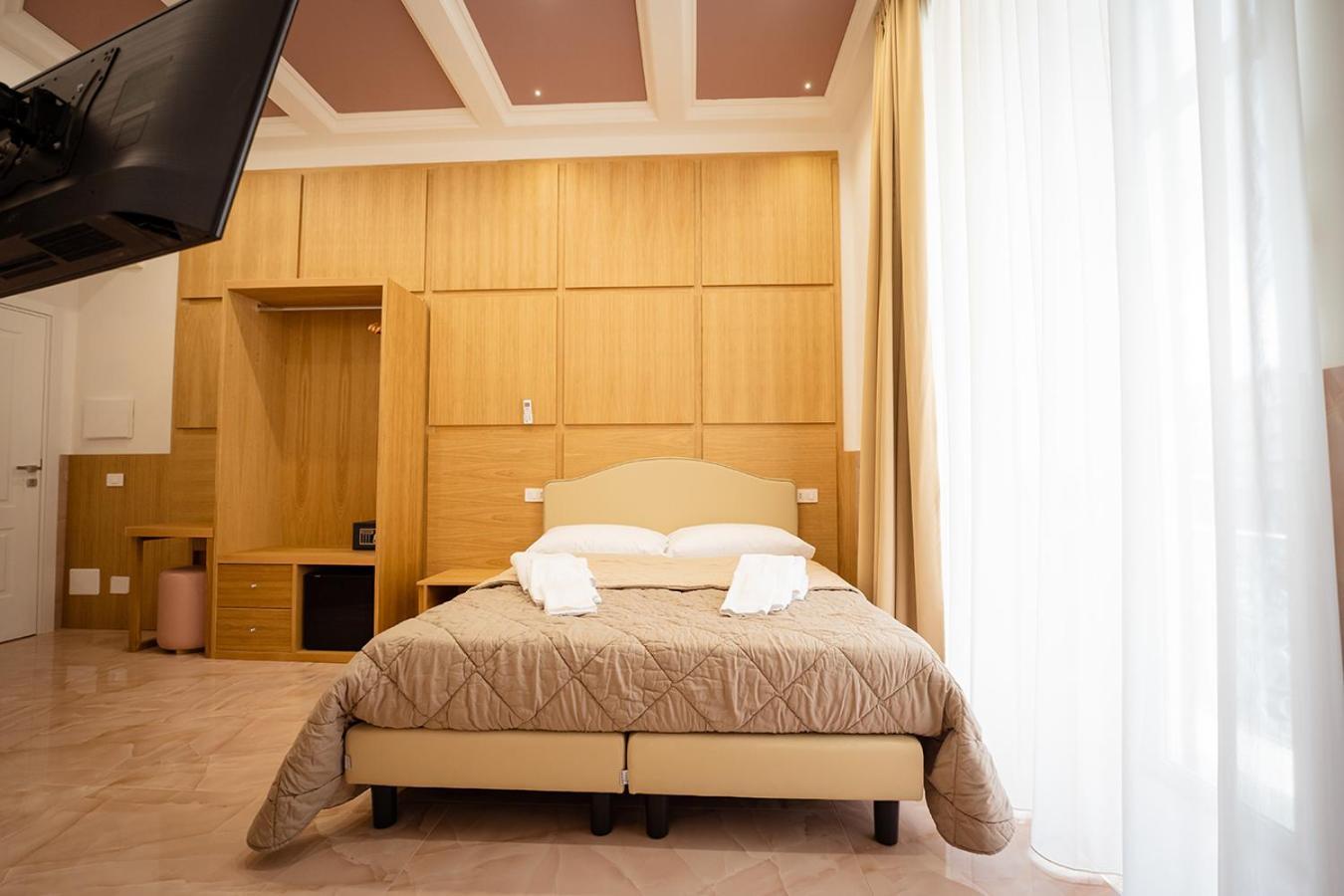 Hotel P.C. Boutique Medina H. Napoli Centro, by Clapa Group Extérieur photo