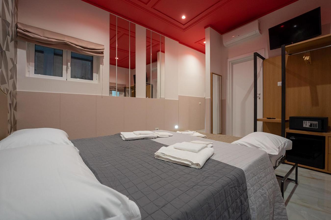 Hotel P.C. Boutique Medina H. Napoli Centro, by Clapa Group Extérieur photo